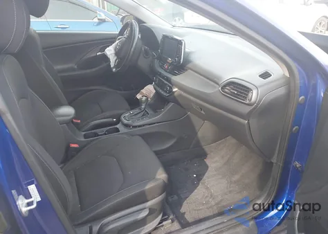 2018 Hyundai Elantra Gt z USA, uszkodzony, nr VIN KMHH35LE9JU076787